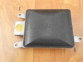 Audi - BLIND SPOT RADAR LANE CHANGE WARNING SENSOR CONTROL  8K0907566B